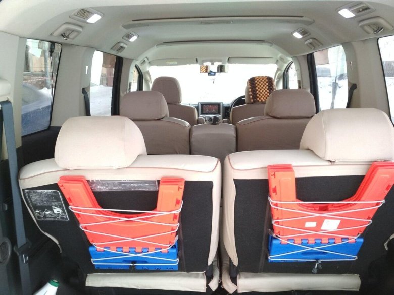 Mitsubishi delica d5 салон