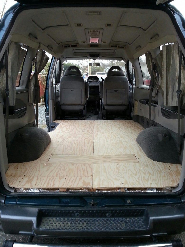 Mazda bongo 1999 салон