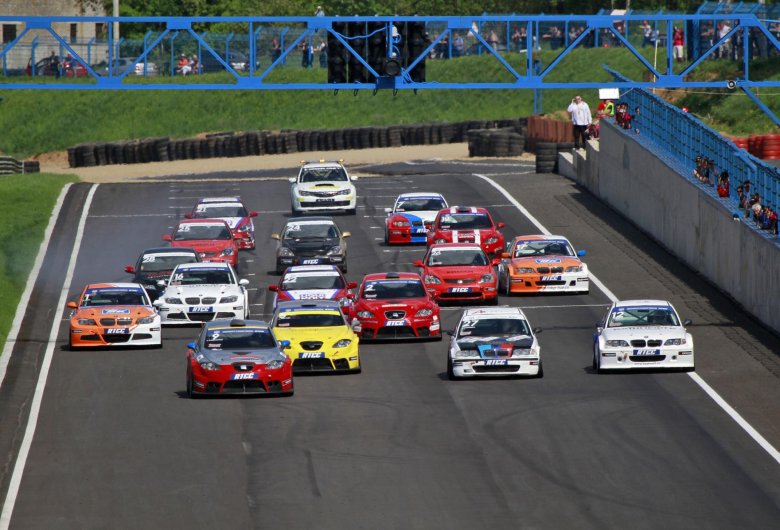 Кольцевые автогонки