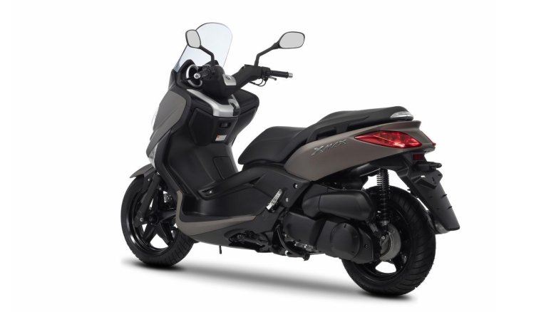 Yamaha x max