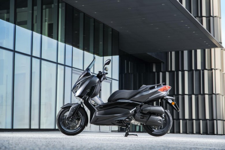 Yamaha xmax 400