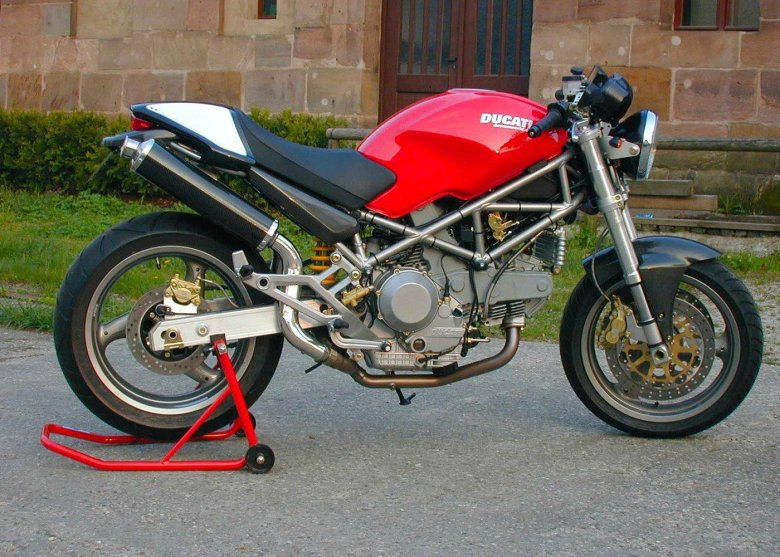 Ducati monster 900