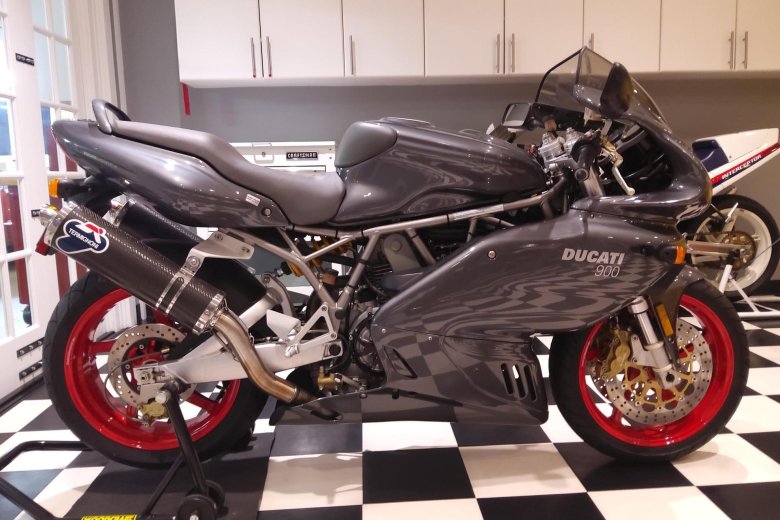 Ducati 900ss 2002