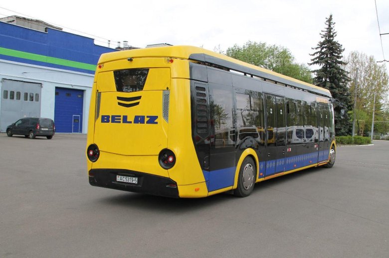 Электробус маз 303