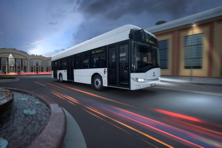 Автобус solaris urbino