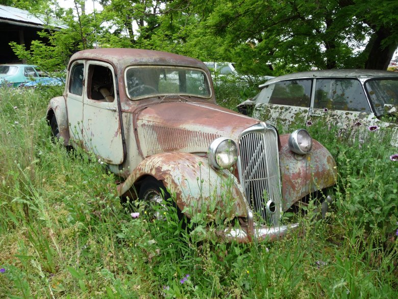 Abandoned citroen 55