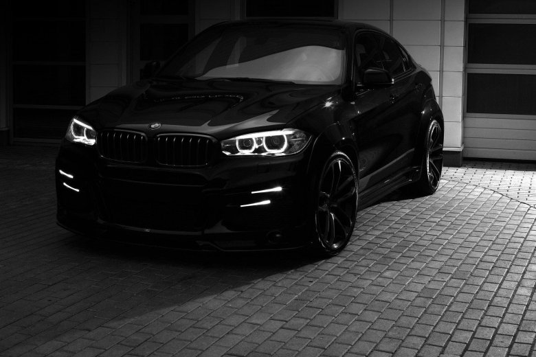 Bmw x 7 black