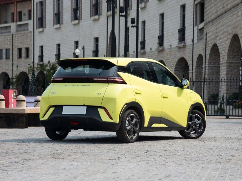 Электромобиль byd