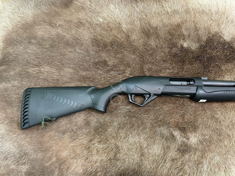 Бенелли супернова