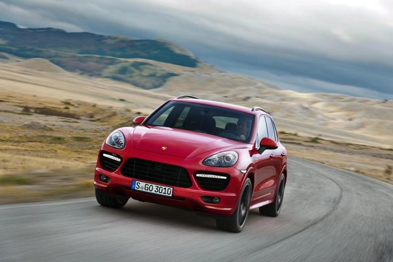 Porsche cayenne gts 2013