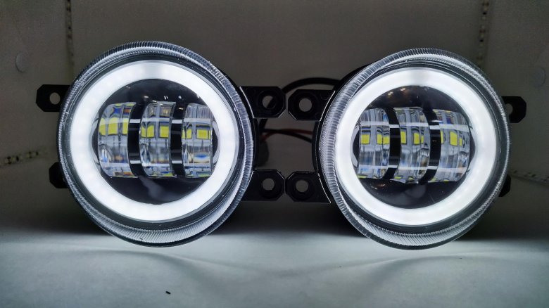 Cветодиодная противотуманная фара