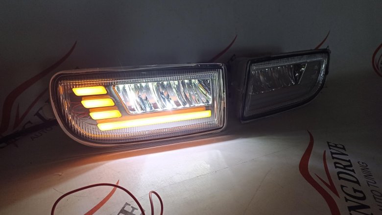 Фара противотуманная toyota land cruiser 100