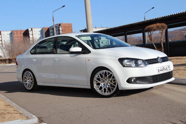 Фольксваген поло на дисках