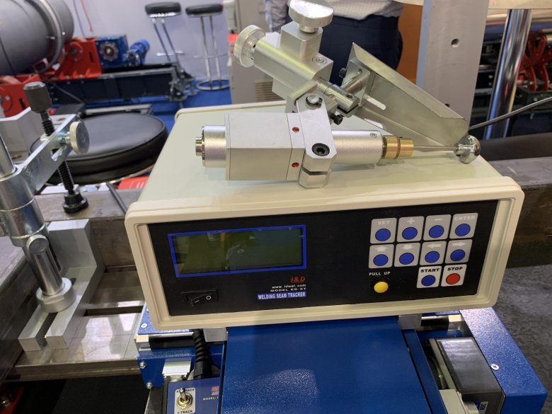 Система слежения за сварочным швом