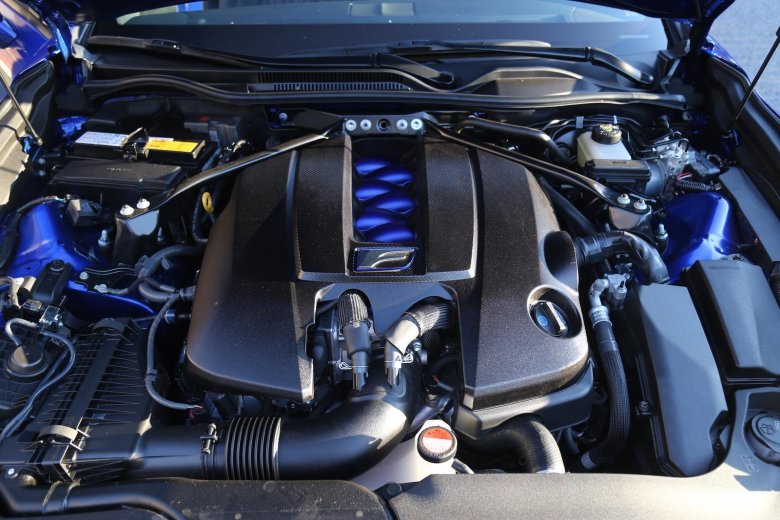 Лексус ис 250v8двиготель