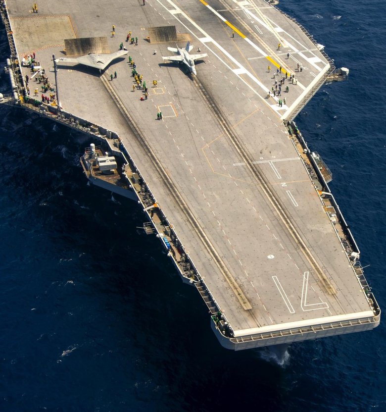 X-47b беспилотник