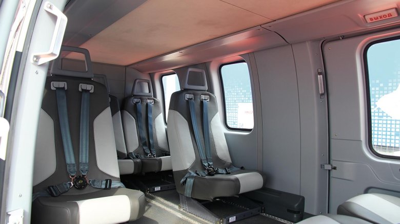 Медицинский вертолет ансат