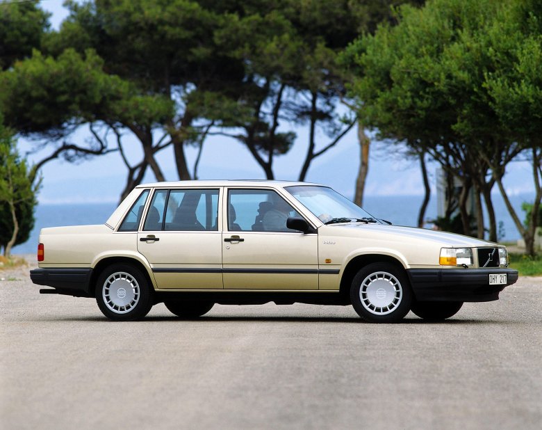 Volvo 740 1990