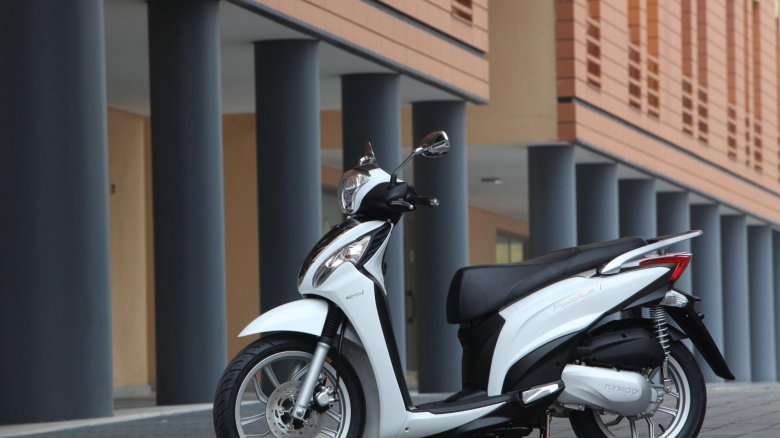 Скутер honda с большими колесами