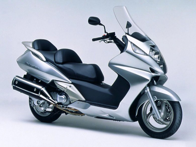 Honda silver wing 600