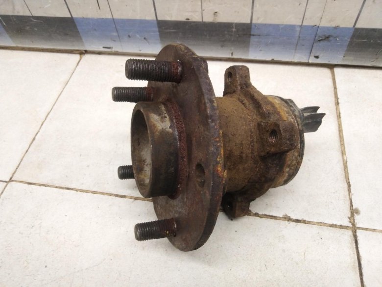 Задняя ступица мицубиси аутлендер