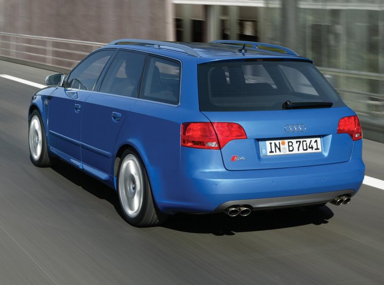 Audi s4 b7 универсал