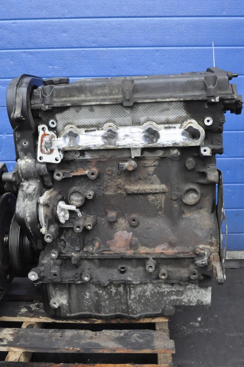 Запчасти двигателя