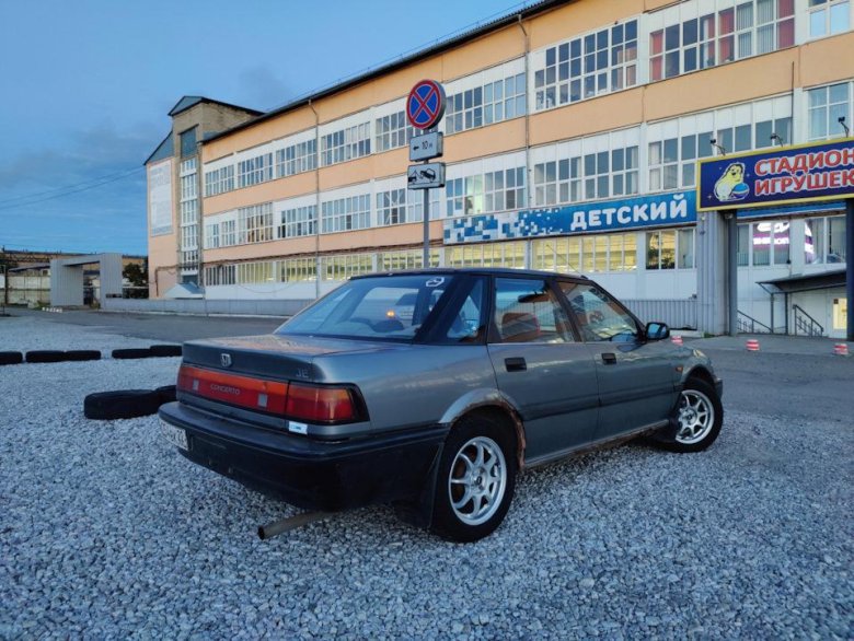 Toyota corolla e90 1990