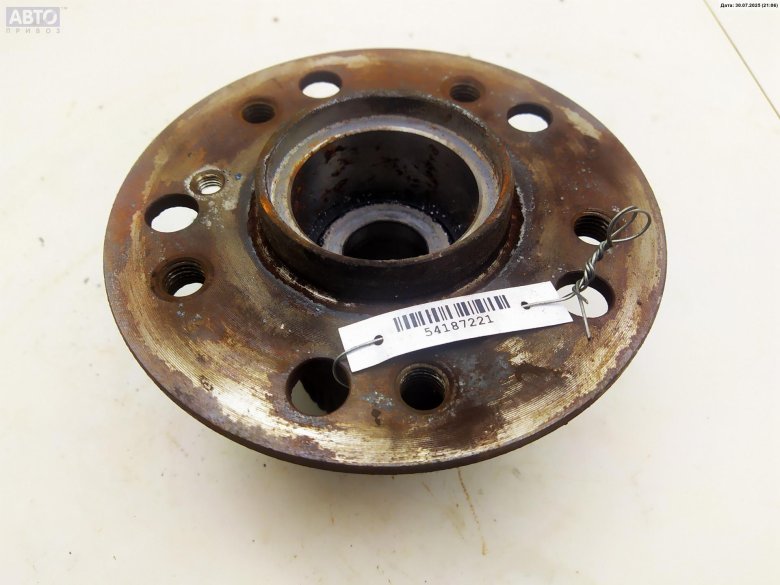 Ступица задний левый