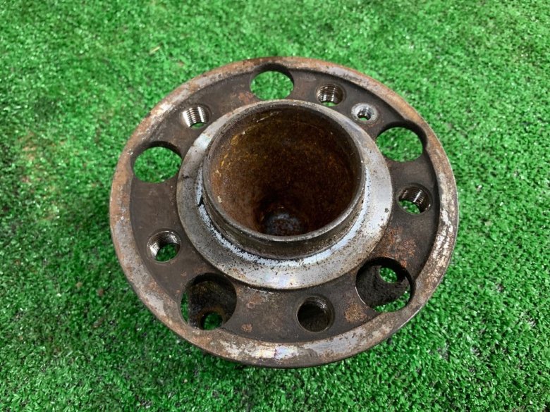 Ступица мерседес 0003500535