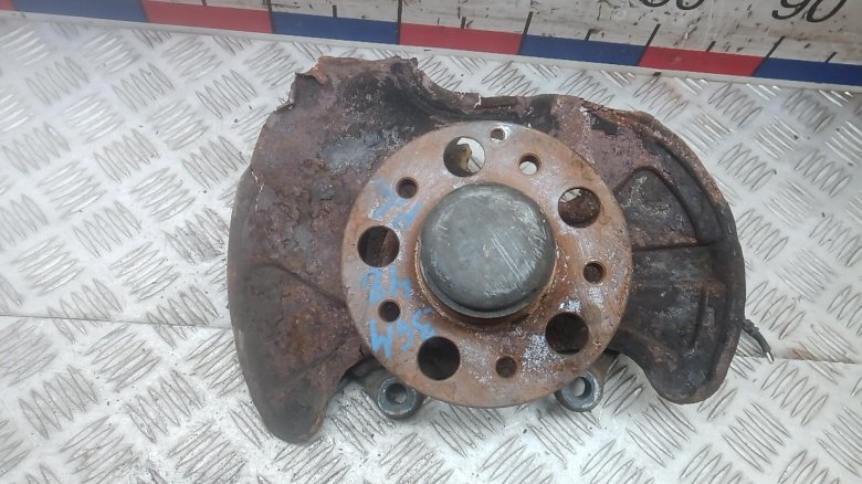 Ступица передняя mercedes benz