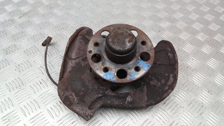 Ступица передняя mercedes benz