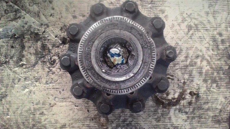 Ступица мерседес актрос передняя