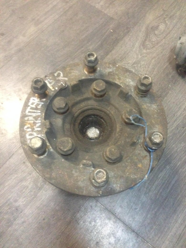 Задняя ступица исузу эльф