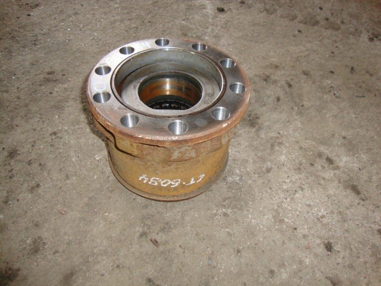 Ступица передняя volvo fl6