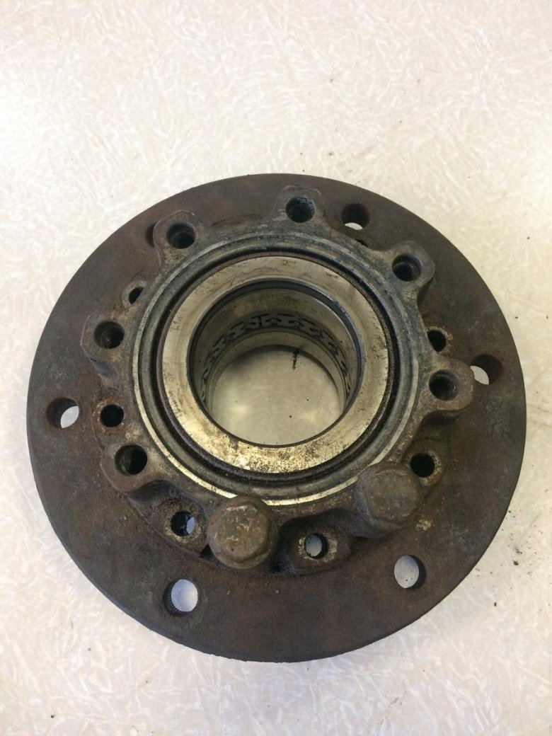 Ступица пеpедняя