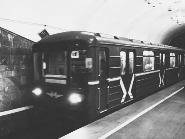 Вагоны метро москва