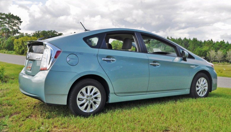 Toyota prius 2014