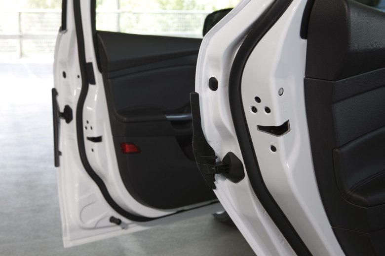 Защита двери форд фокус 3