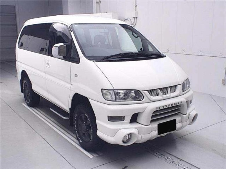 Митсубиси делика 2004