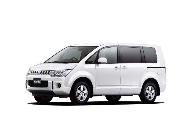 Mitsubishi delica d5