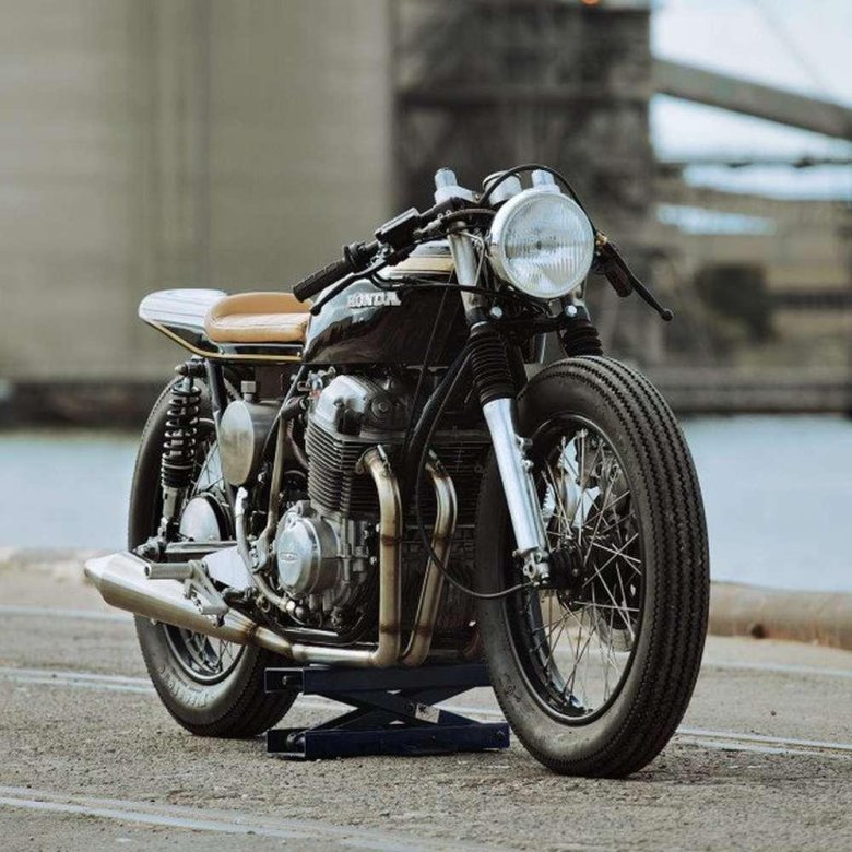 Cafe racer honda