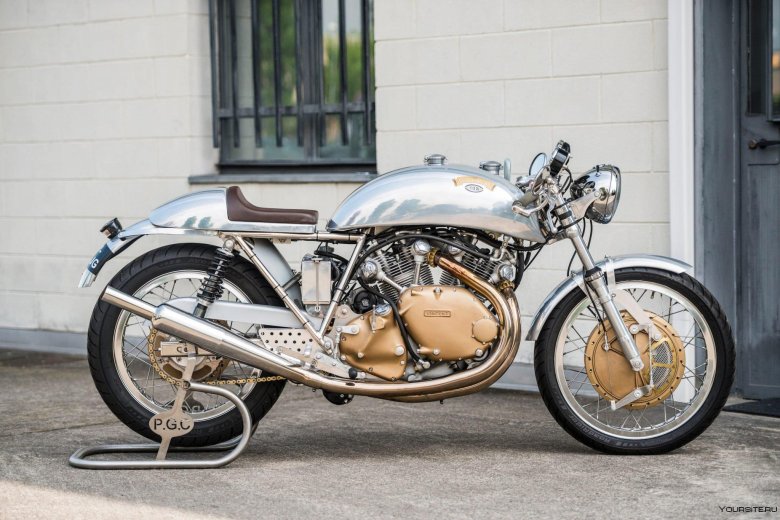 Harley davidson cafe racer