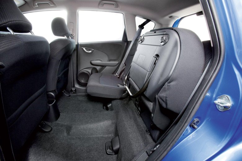Honda jazz 2007 isofix