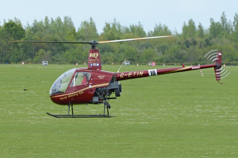 Robinson r22