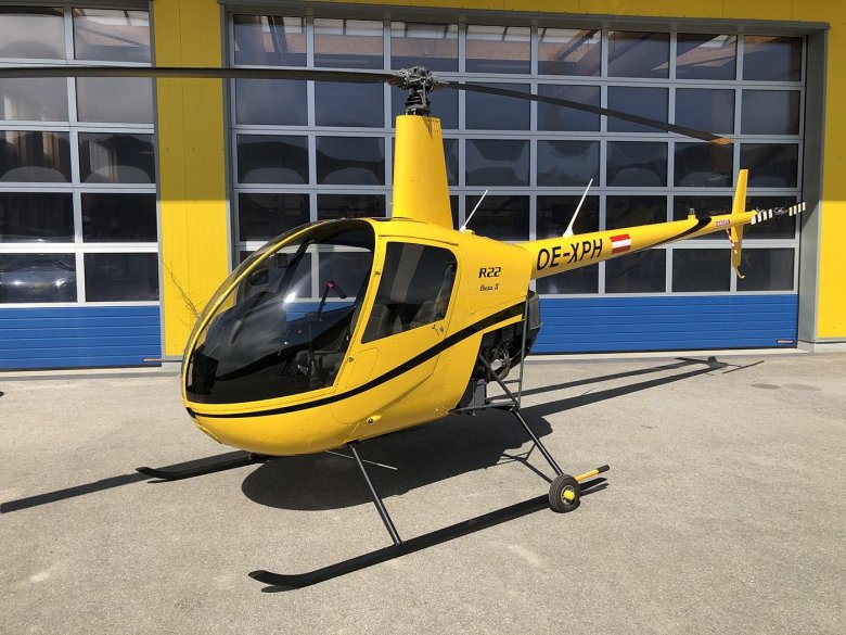 Robinson r22