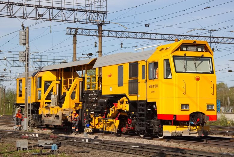 Щом 1400 путевая машина