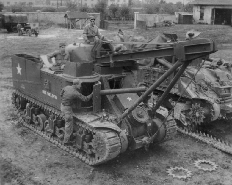 M32 tank recovery vehicle