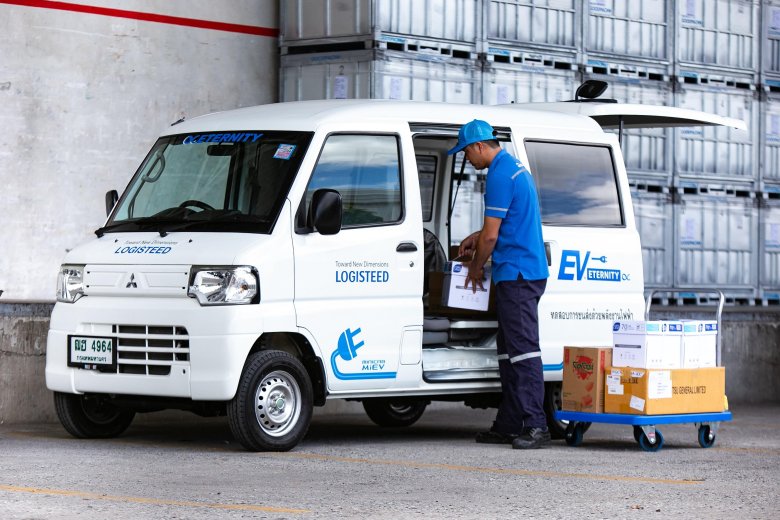 Мицубиси миникаб