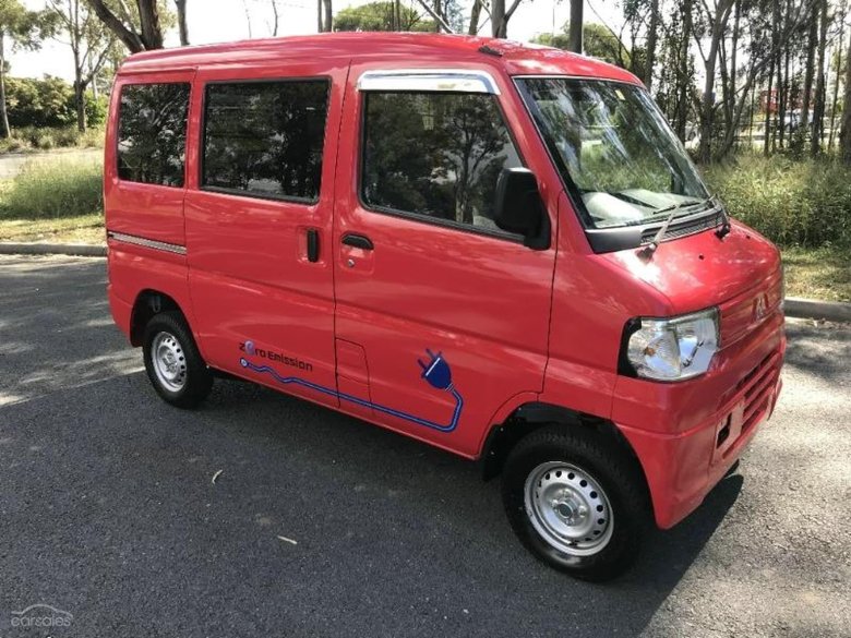 Мицубиси миника